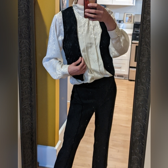 Vintage Satin Blouse - Picture 4 of 16